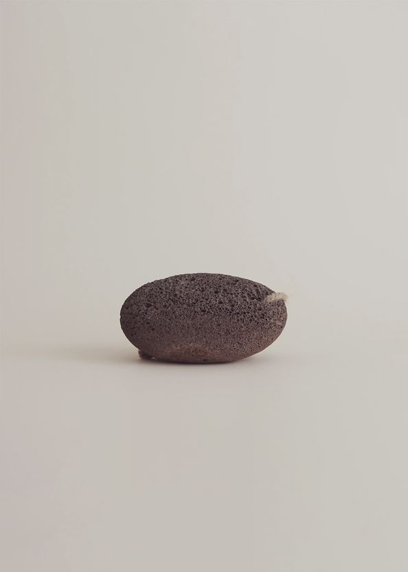 Pedra-Vulcanica-Esfoliante-da-marca-Videira