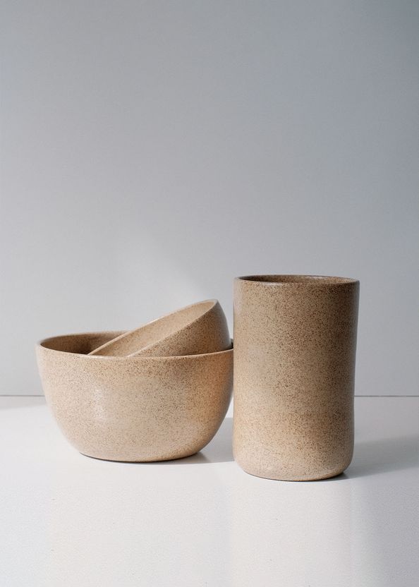 Trio-de-Ceramica-Baltico-com-Copo-e-Cumbucas-da-marca-Camelo-Ceramica