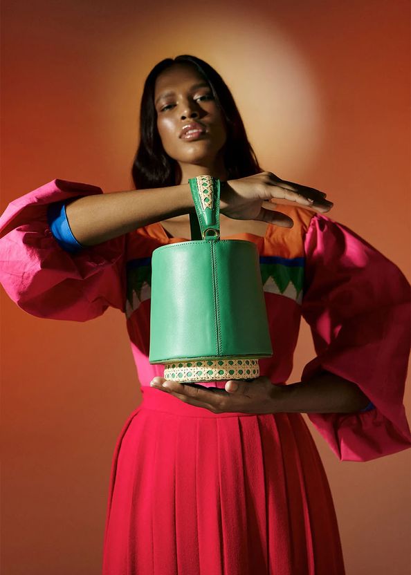 Bolsa-Bucket-Santo-Domingo-Verde-da-marca-Nohma