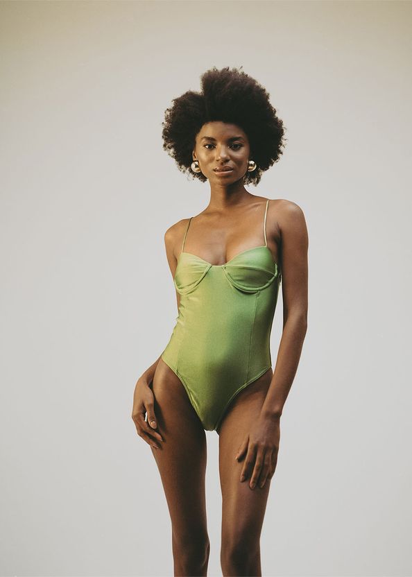 Maio-Sonia-Verde-da-marca-Sage-Beachwear
